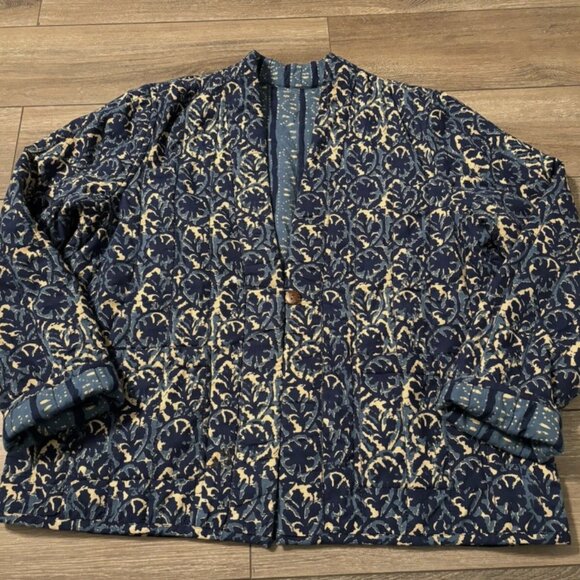 Pure J. Jill Reversible Quilted Jacket Blue Stamped Leaves Print Size Medium - Picture 3 of 11